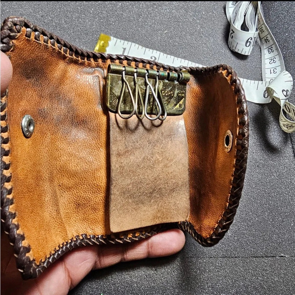 Vintage Engraved Floral Leather Key Holder/organizer tri fold Wallet Case - Picture 3 of 9